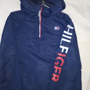 Tommy Hilfiger ¼zip windbreaker w/hood & large front full sz pocket